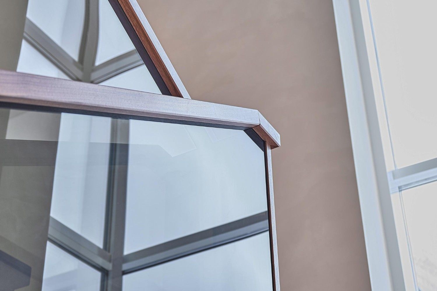 best-glass-handrail-work-kochi