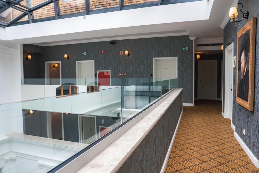 best-toughened-glass-work-thrissur
