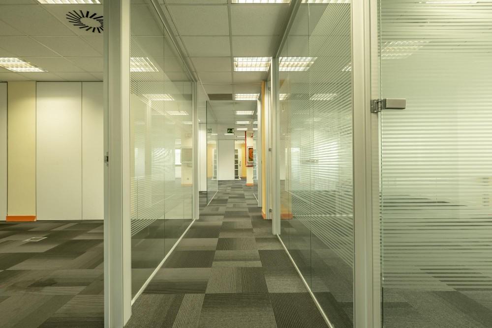 stylish-office-partition-kerala