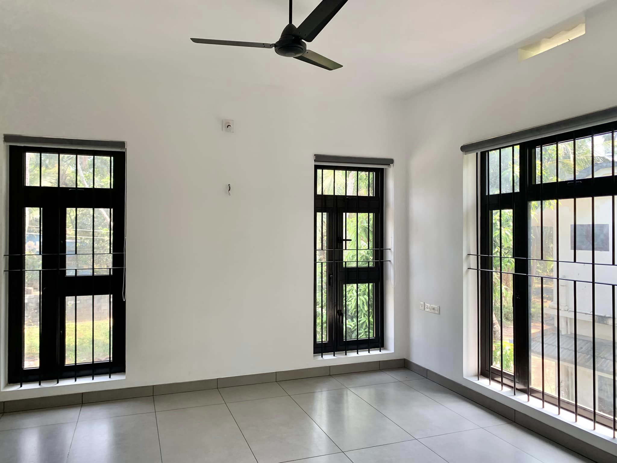 Aluminium heavy duty windows & doors works at mr. Hamsath nhamanghat residence