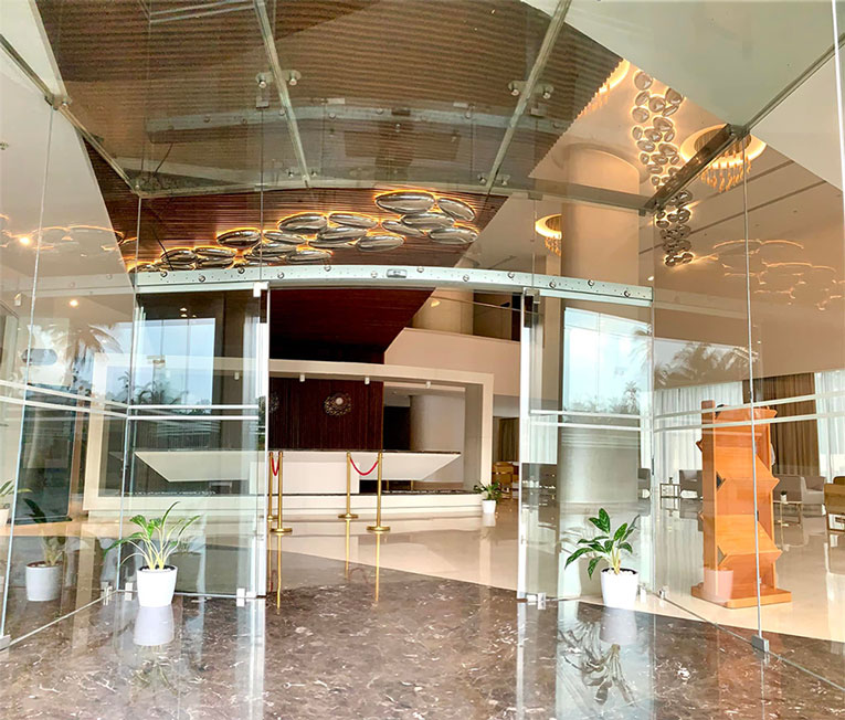 Ceiling Safety Glass Designers in Thrissur