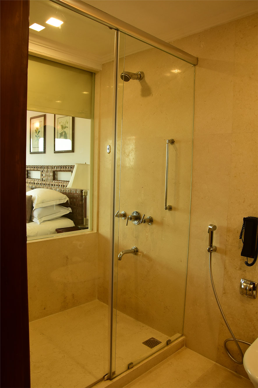 Top Shower Partition Designers In Kerala