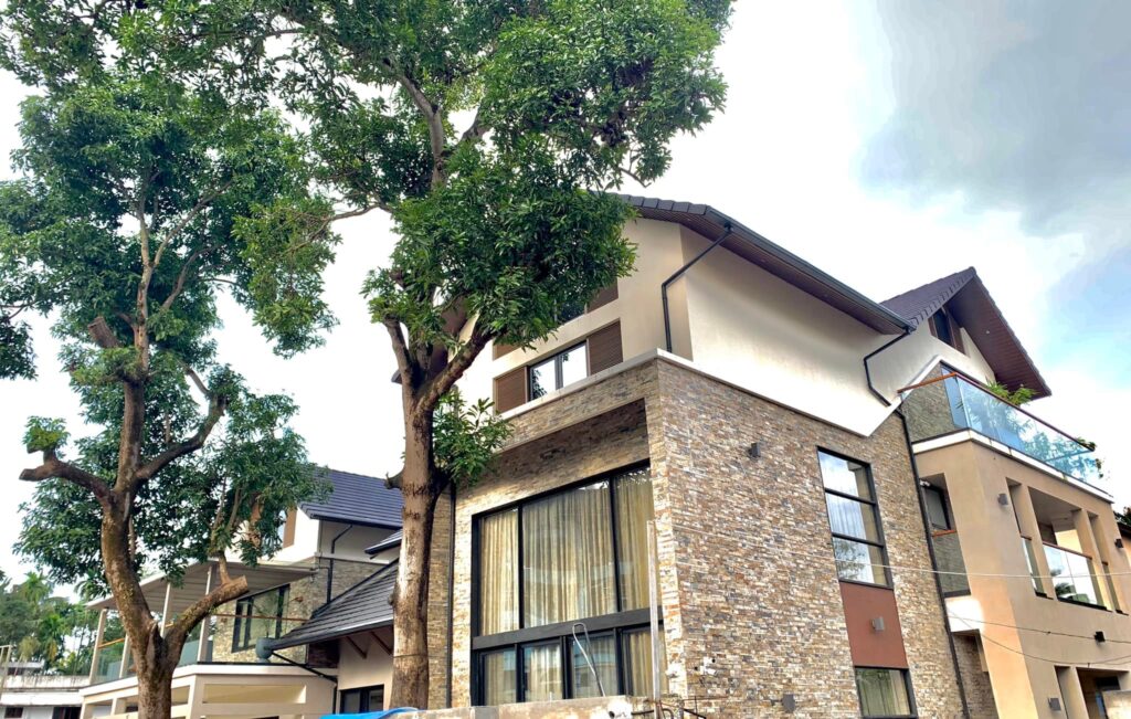 Dr. Sumitha Nandan Kaloor (Ed Of Manappuram Finance)