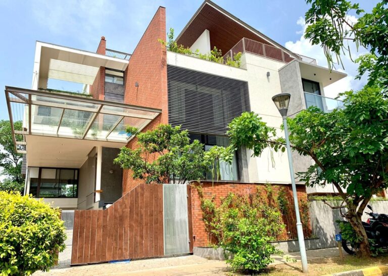 Dr. Sunil Sobha City Thrissur