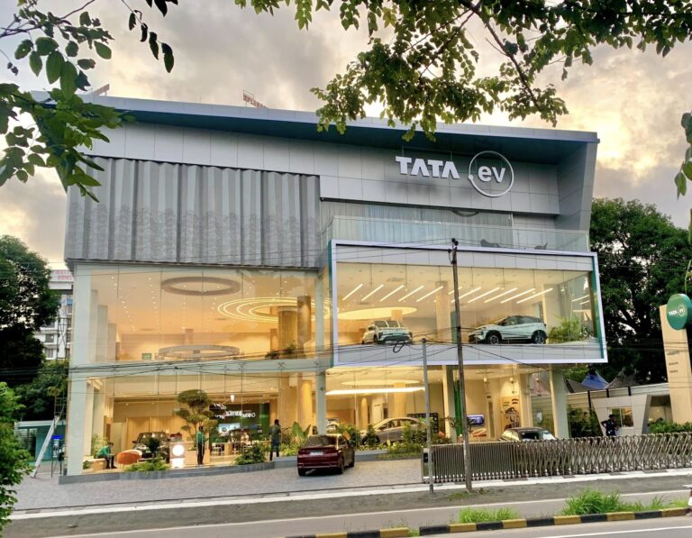 Luxon Motors Tata Edappally