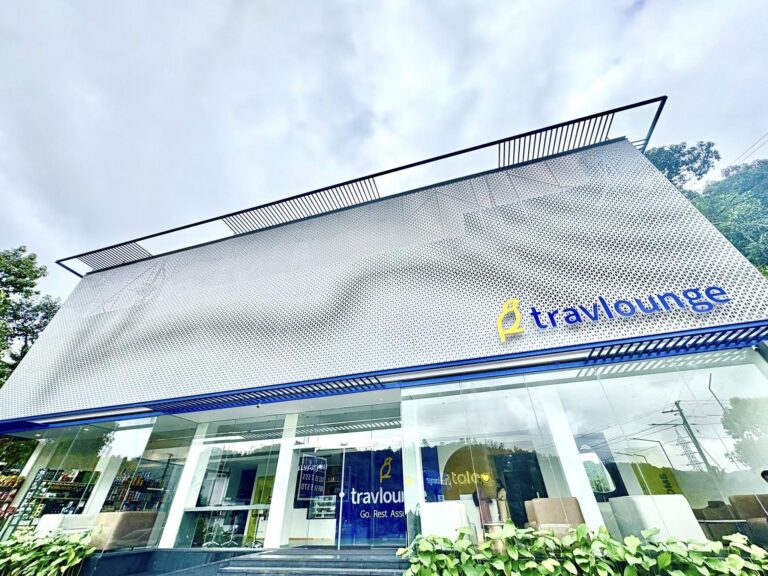 Travlounge, Adimali