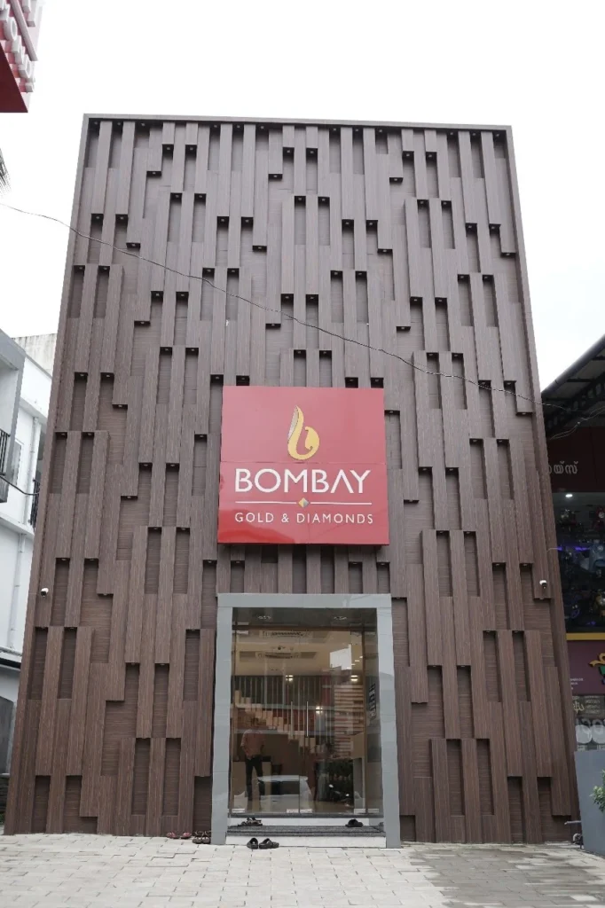 Bombay Gold And Diamonds, Puthanathani