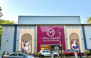 Sleek Designer Glass Work for Luxury Retail by Green Interio Fusion: The Malabar Gold & Diamonds Goa and Kerala Project Case Study